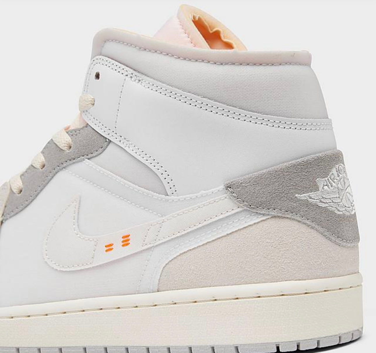 AJ Retro 1 Mid// White/Neutral Grey/Phantom/Sail