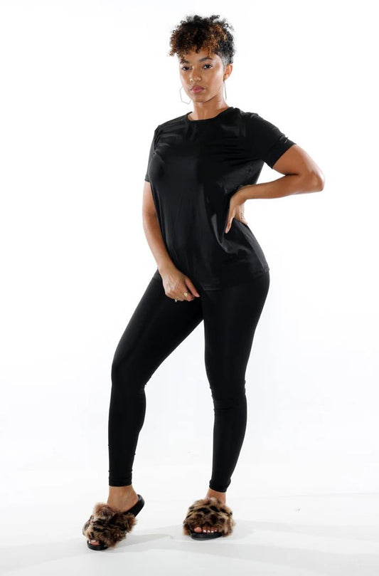 PLUS SIZE SOLID TOP AND LEGGING SET // BLACK